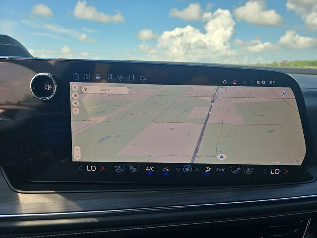 2025 Chevrolet Tahoe Premier - Photo 14