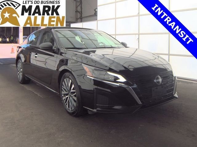 2025 Nissan Altima 2.5 SV's photo