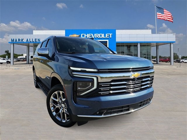 2026 Chevrolet Suburban Premier's photo