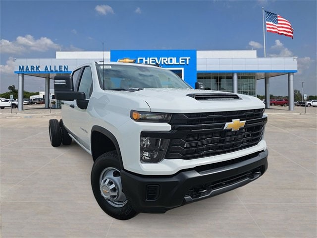2026 Chevrolet Silverado 3500HD Work Truck's photo