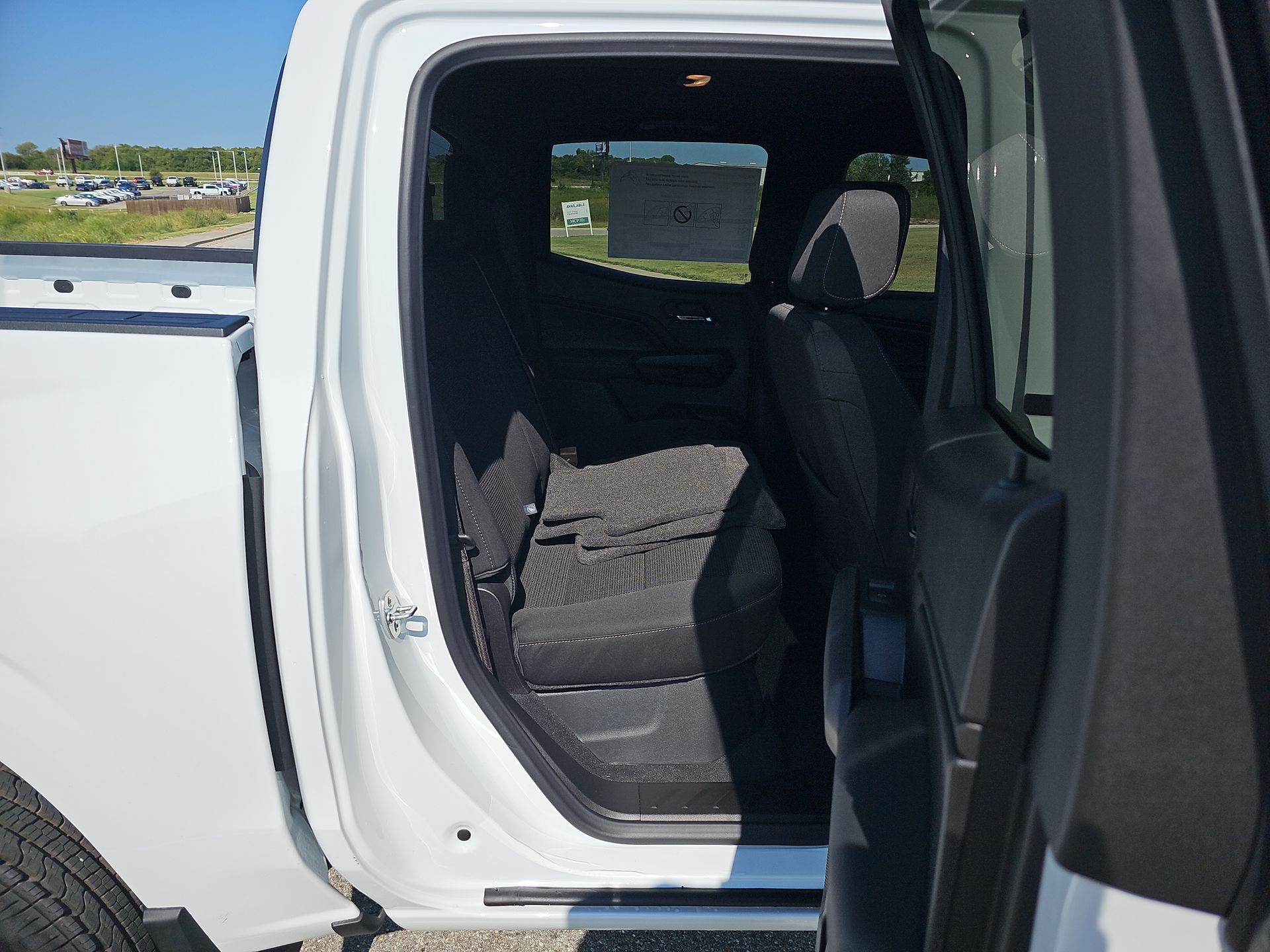 2026 Chevrolet Colorado LT - Photo 86