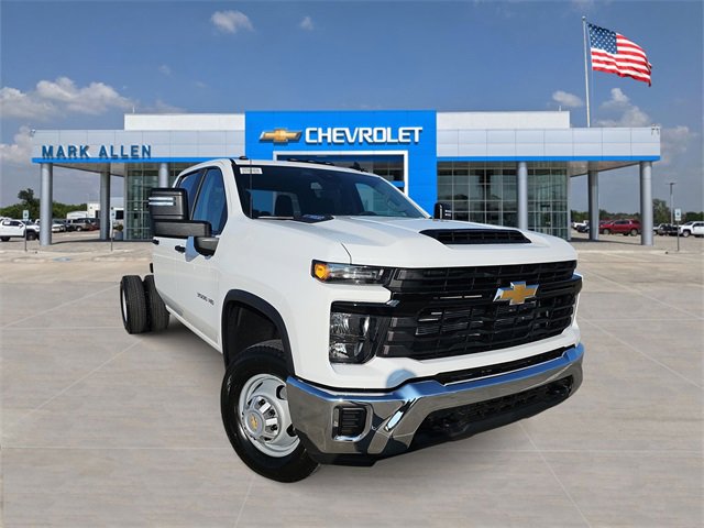 2026 Chevrolet Silverado 3500HD Work Truck's photo