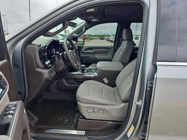 2026 Chevrolet Silverado 1500 LTZ - Photo 20