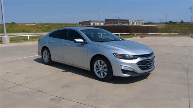 Used 2021 Chevrolet Malibu 1LT with VIN 1G1ZD5ST4MF070841 for sale in Glenpool, OK