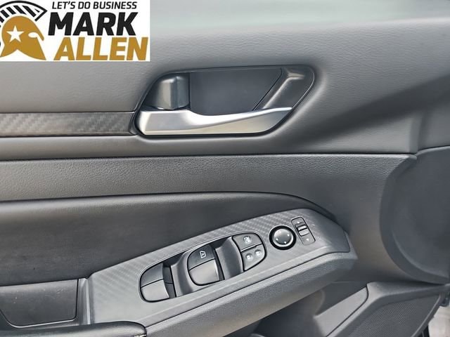 2025 Nissan Altima SV - Photo 22