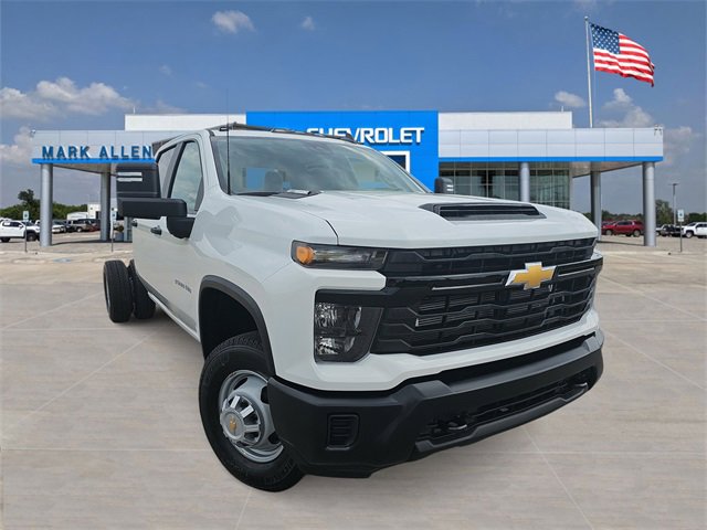 2026 Chevrolet Silverado 3500HD Work Truck's photo