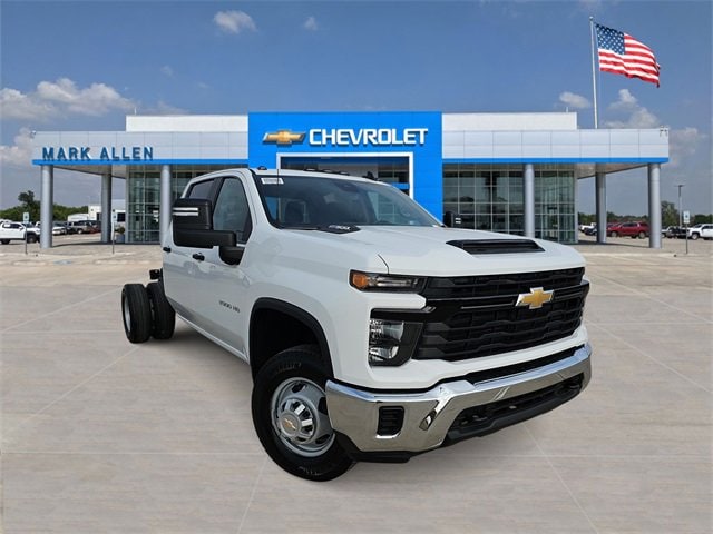 2026 Chevrolet Silverado 3500HD Work Truck's photo
