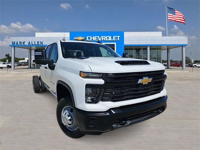 2026 Chevrolet Silverado 3500HD Work Truck's photo