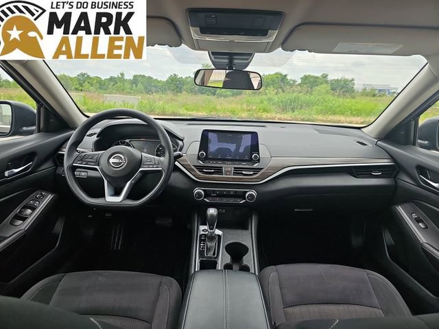 2025 Nissan Altima SV - Photo 19
