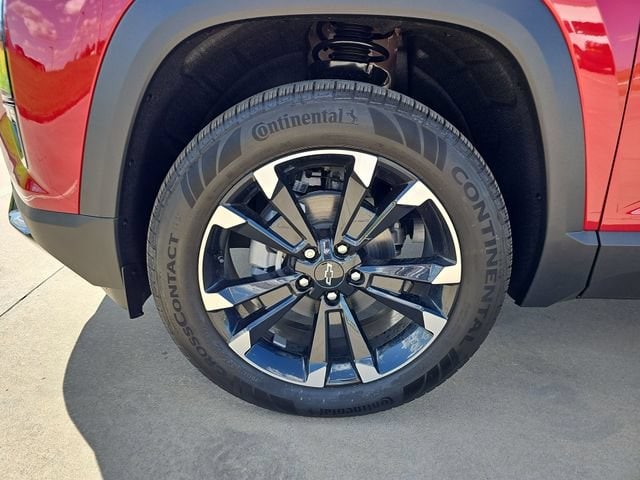 2027 Chevrolet Equinox RS - Photo 32
