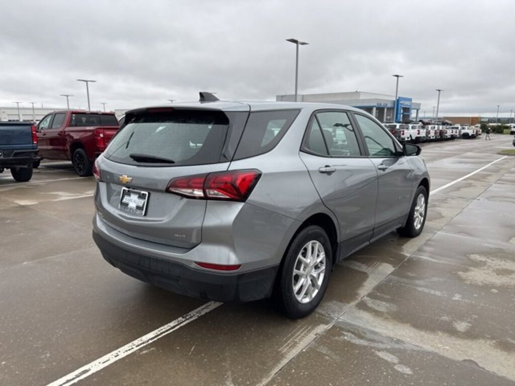 Used 2024 Chevrolet Equinox LS SUV