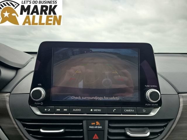 2025 Nissan Altima SV - Photo 14