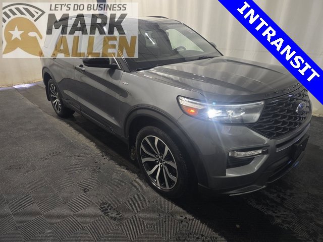 2022 Ford Explorer ST Line's photo