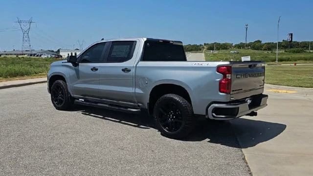 2026 Chevrolet Silverado 1500 Custom - Photo 6