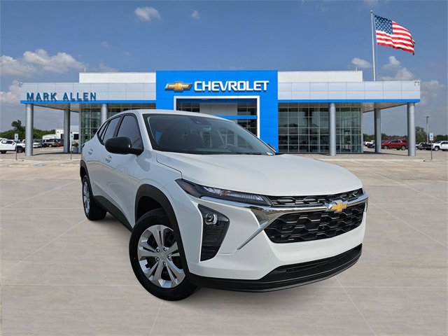2026 Chevrolet Trax LS's photo