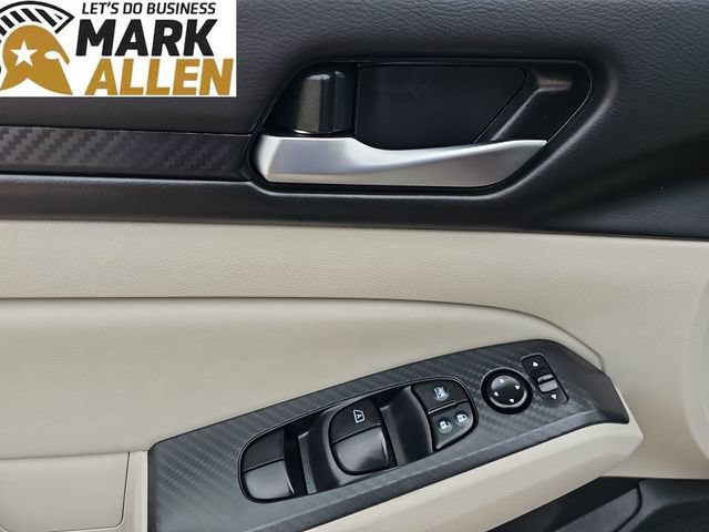 2025 Nissan Altima SV - Photo 22