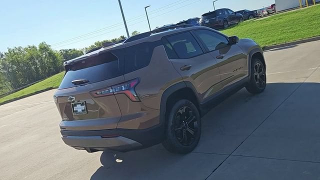 2027 Chevrolet Equinox LT - Photo 8