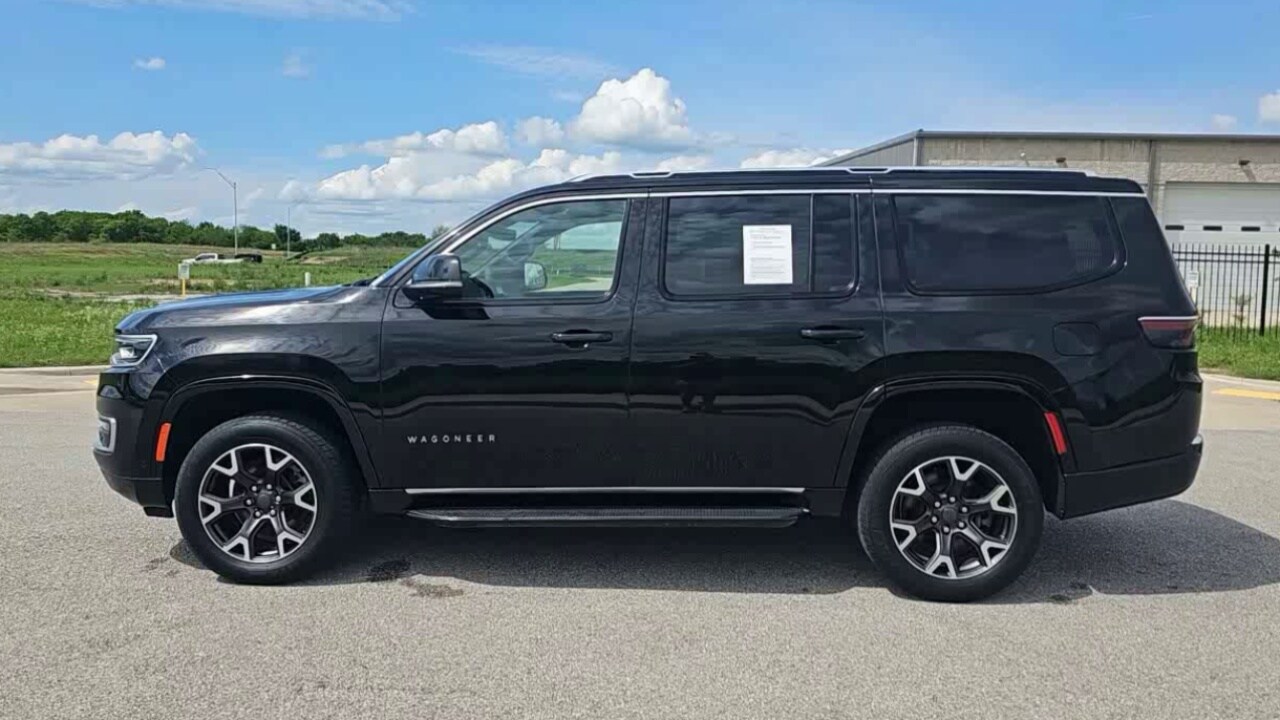 2023 Jeep Wagoneer Series III - Photo 40