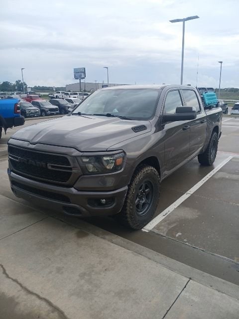 2023 RAM 1500 Tradesman 4x4 Crew Cab 5'7's photo