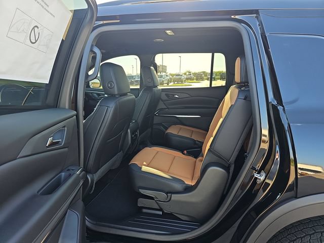 2027 Chevrolet Traverse Z71 - Photo 25
