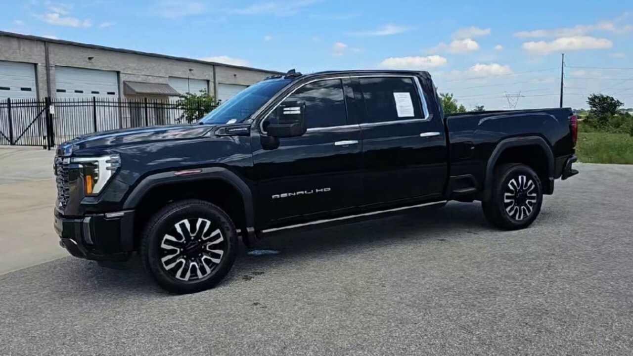 2024 GMC Sierra 2500HD Denali Ultimate - Photo 39