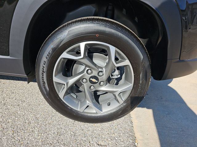 2026 Chevrolet Trax LT - Photo 32