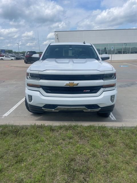 2018 Chevrolet Silverado 1500 LT 4X4 Crew Cab Standard Box's photo
