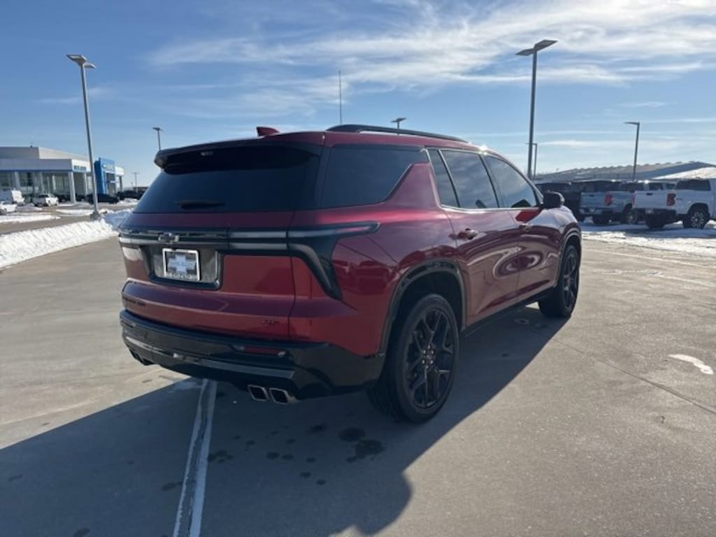 Used 2024 Chevrolet Traverse RS SUV