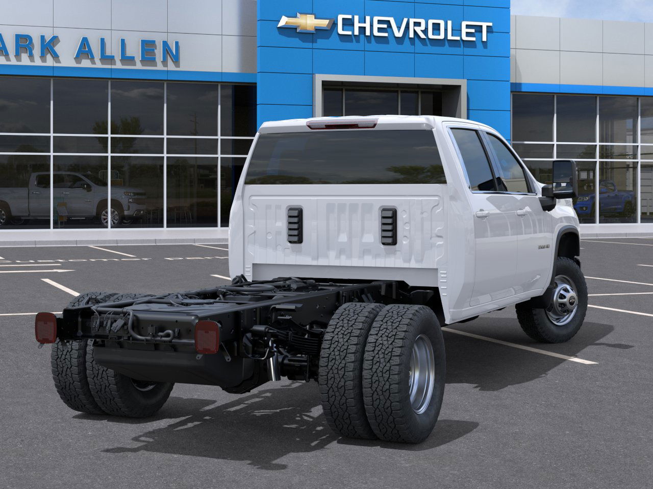 2025 Chevrolet Silverado 3500HD Work Truck photo 3