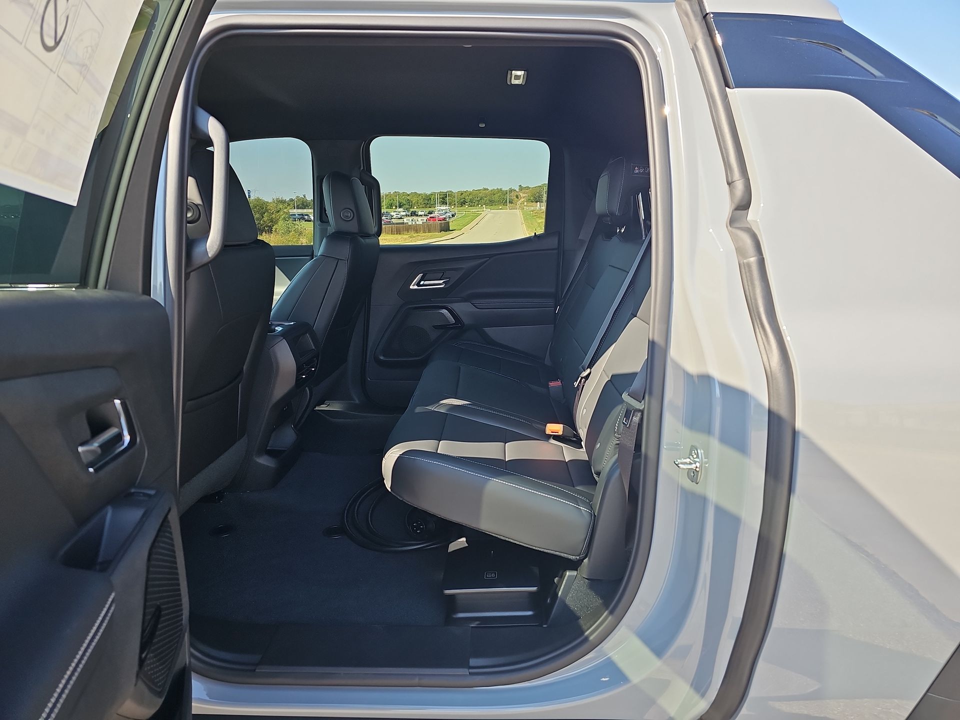 2026 Chevrolet Silverado EV LT - Photo 82
