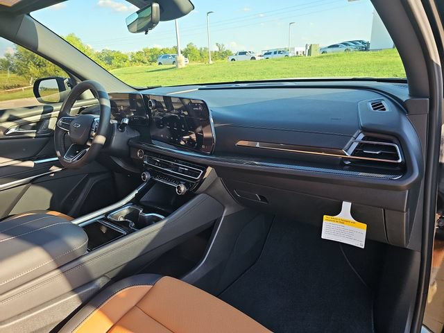 2027 Chevrolet Traverse Z71 - Photo 29