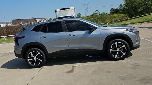 2026 Chevrolet Trax RS - Photo 9