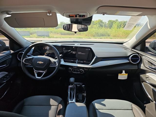 2026 Chevrolet Trax LT - Photo 19