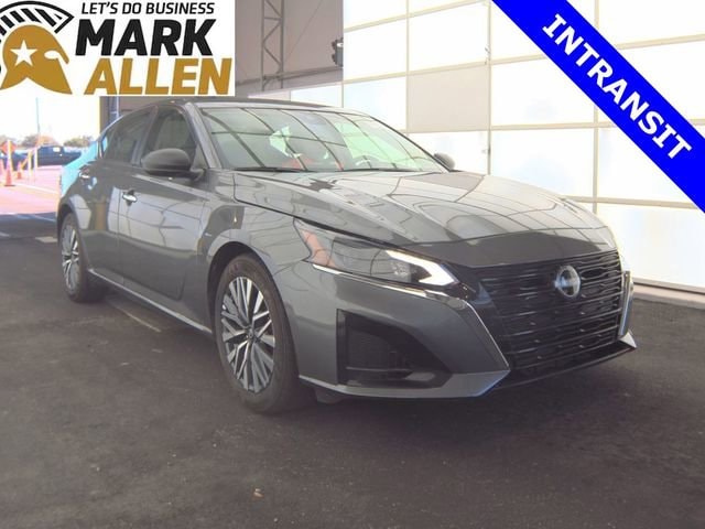 2025 Nissan Altima 2.5 SV's photo