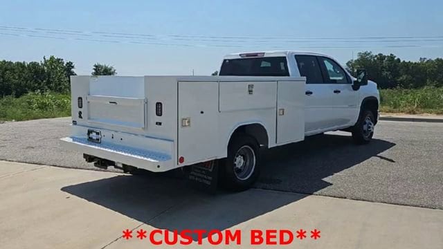 2025 Chevrolet Silverado 3500 HD Work Truck - Photo 8