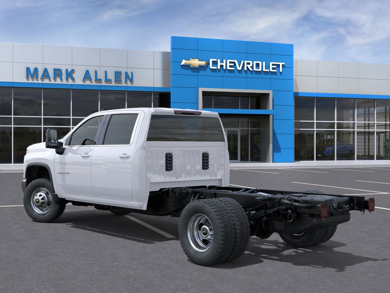 2025 Chevrolet Silverado 3500HD Work Truck photo 2