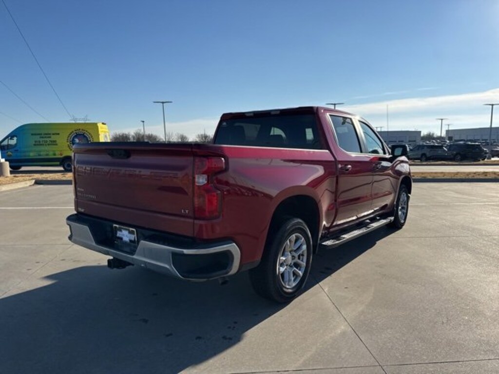 Used 2022 Chevrolet Silverado 1500 LT Truck Crew Cab