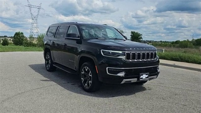 Used 2023 Jeep Wagoneer Series III with VIN 1C4SJVDP2PS551538 for sale in Glenpool, OK