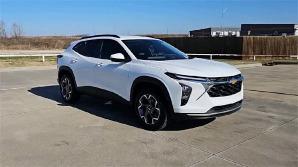 New 2026 Chevrolet Trax LT SUV