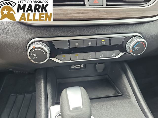 2025 Nissan Altima SV - Photo 17