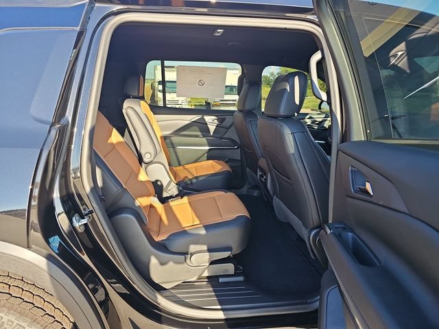 2027 Chevrolet Traverse Z71 - Photo 27