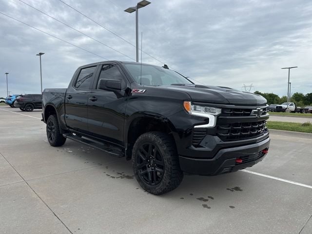 2023 Chevrolet Silverado 1500 LT Trail Boss 4X4 Crew Cab Short Box's photo