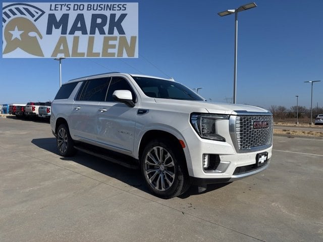 2021 GMC Yukon XL Denali's photo