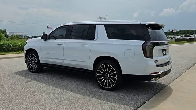 2026 Chevrolet Suburban High Country - Photo 6