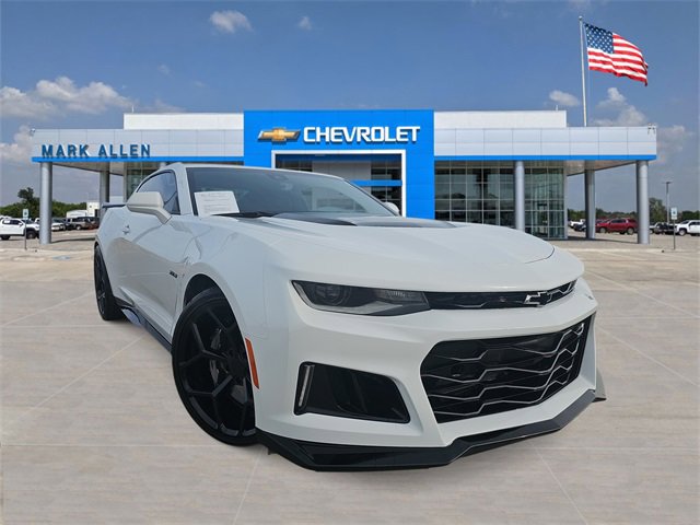 2023 Chevrolet Camaro ZL1's photo