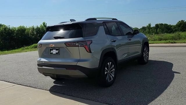 2026 Chevrolet Equinox LT - Photo 8