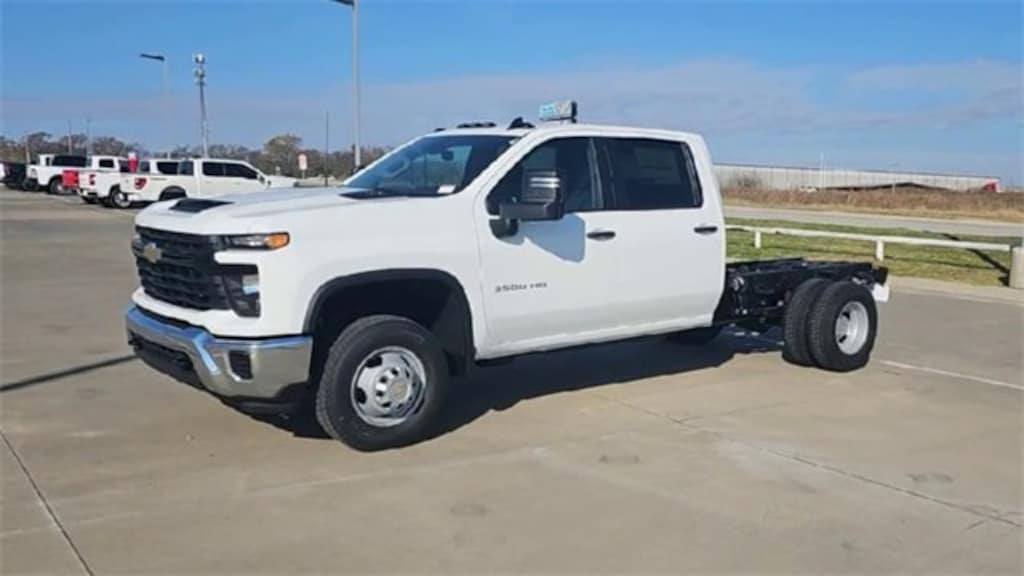 New 2026 Chevrolet Silverado 3500 HD Chassis Cab Work Truck Truck