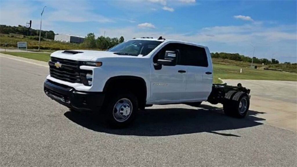 New 2026 Chevrolet Silverado 3500 HD Chassis Cab Work Truck Truck