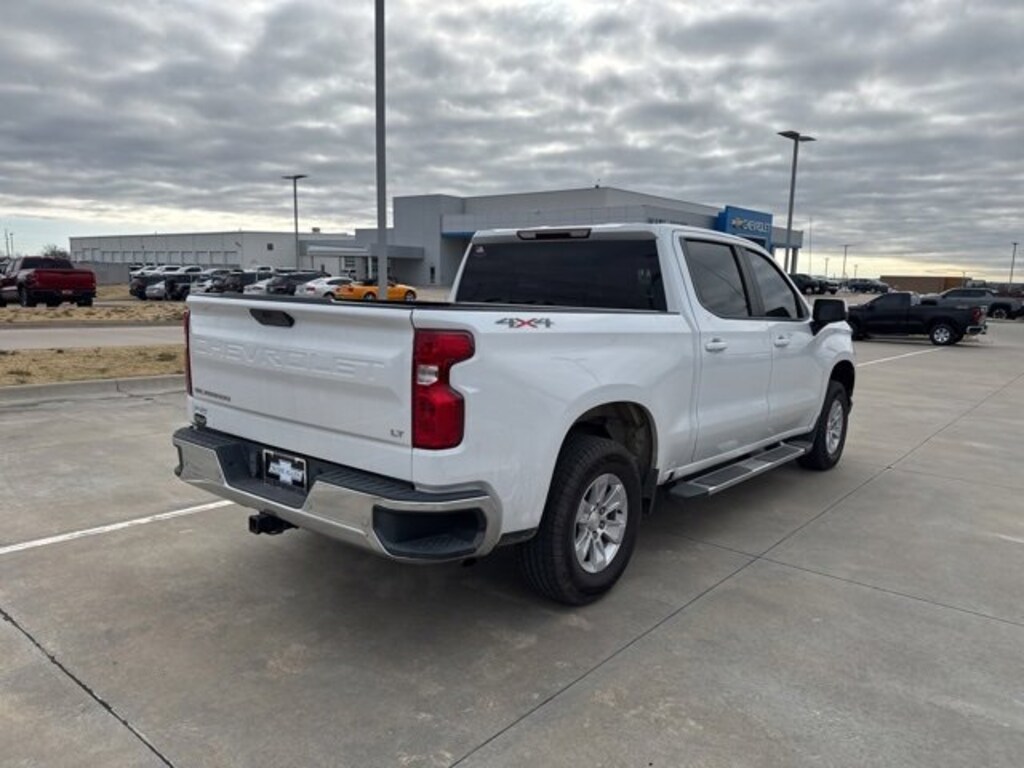 Used 2020 Chevrolet Silverado 1500 LT Truck Crew Cab