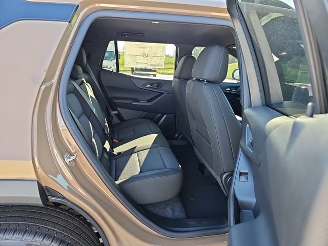 2027 Chevrolet Equinox LT - Photo 27